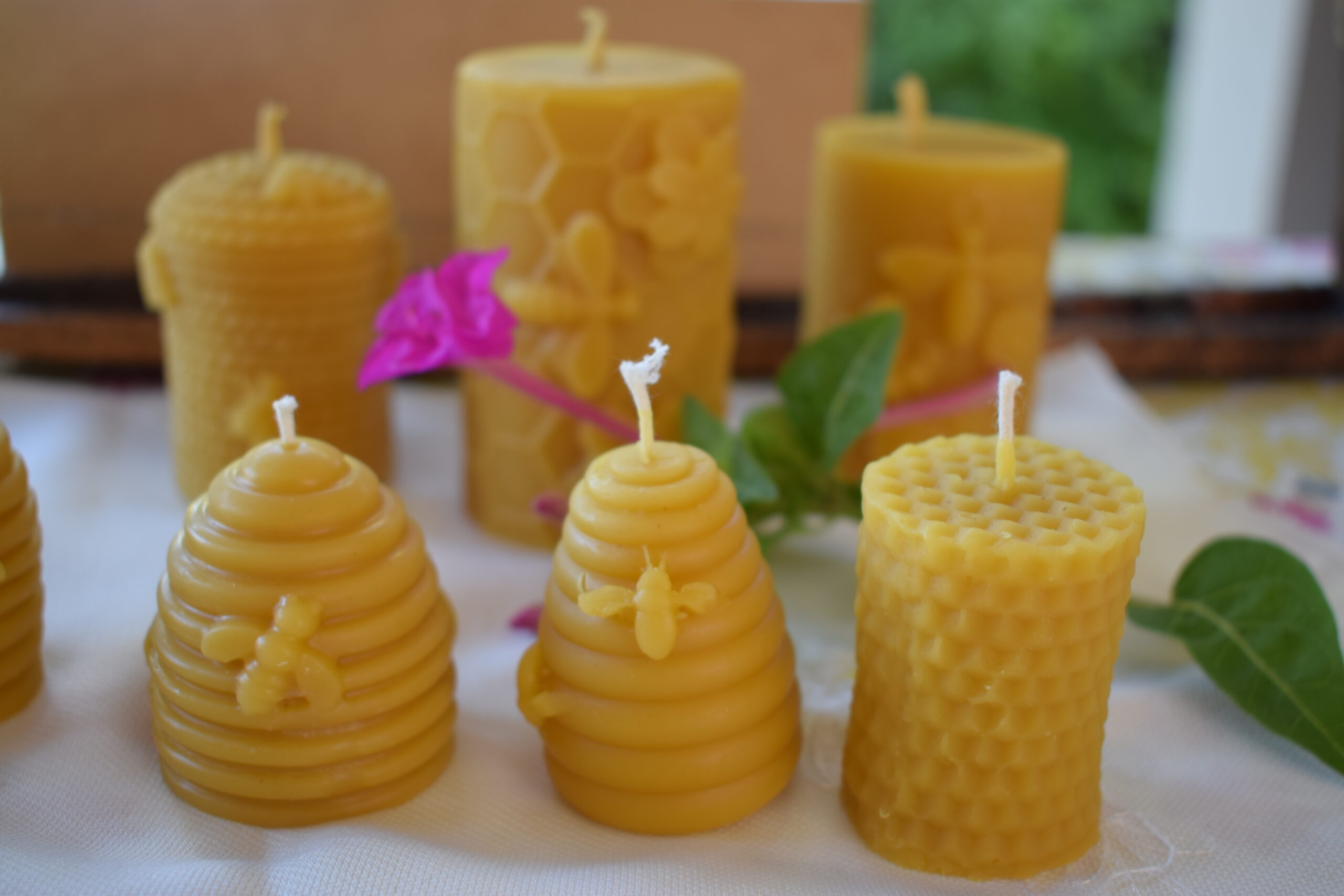 Velas artesanales de cera de abejas de Mieles del Oro